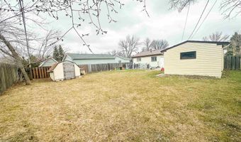 525 24th Ave, Minot, ND 58703