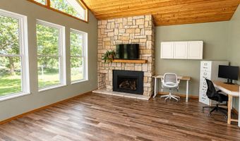 2309 River Rd, Algona, IA 50511