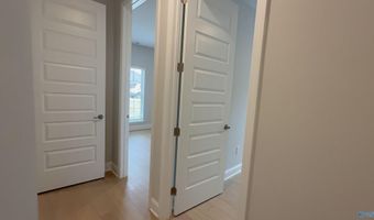 22651 Donahue Rd, Athens, AL 35613