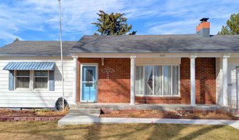 928 BLACK HILLS Ave, Alliance, NE 69301