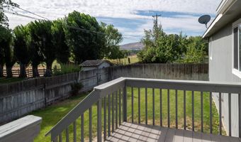 1565 NE 11th St, Benton City, WA 99320