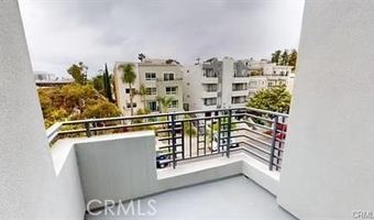 1176 Wellesley Ave 1, Los Angeles, CA 90049