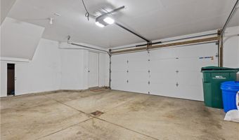 660 Village Green Blvd E, Adams Twp., PA 16046