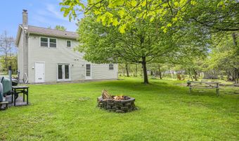 13 Denise Ct, Albrightsville, PA 18210