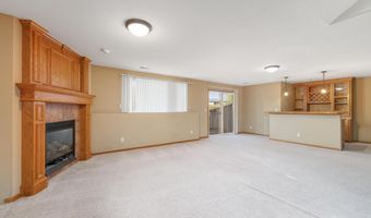 1421 N Lakeside Dr, Andover, KS 67002