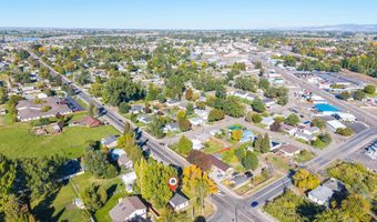 1182 S Meridian St, Blackfoot, ID 83221