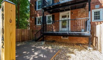 4810 29TH St S #A2, Arlington, VA 22206
