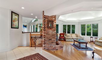 8901 CHARRED OAK Dr, Bethesda, MD 20817