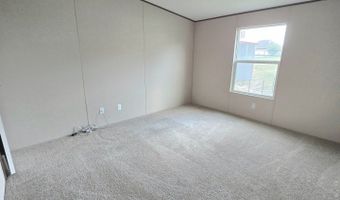 166 County Road 324, Adkins, TX 78101