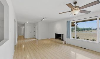 509 E Hendryx, Alpine, TX 79830