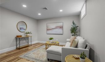 5 Lillis Ave, Barrington, RI 02806