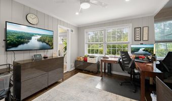 6709 PEMBERTON St, Bethesda, MD 20817
