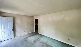 121 Forest Pl, Aberdeen, NC 28315