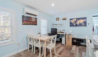 126 Narrows Rd, Bristol, RI 02809