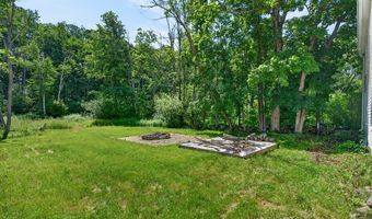 105 South St, Barre, MA 01005