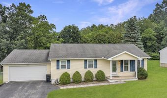 1647 Saint Francis Ln, Altoona, PA 16602