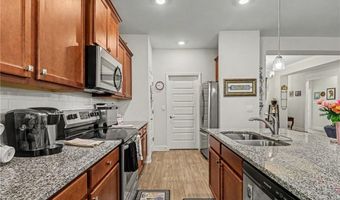 456 Highland Pointe Dr, Alto, GA 30510