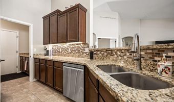 86 E MOON Vis, Apache Junction, AZ 85119