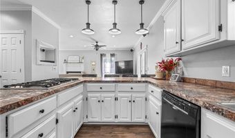 2411 Pauls Valley Ln, Alma, AR 72921