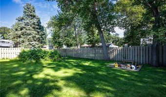 1214 S Darling Dr NW, Alexandria, MN 56308