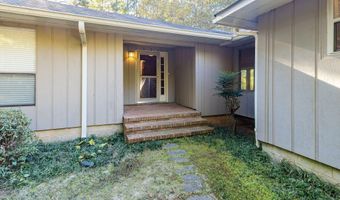 6768 Cobbham Rd, Appling, GA 30802