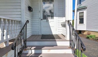 28 Manning Blvd 2, Albany, NY 12203