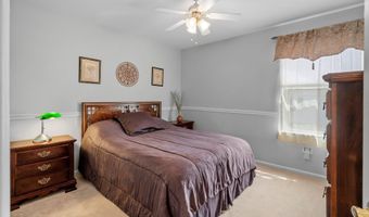 12 Blue Heron Ln, Bayville, NJ 08721