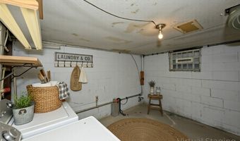 1108 Stinard Ave, Akron, OH 44312