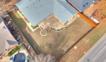 3104 N Pinecrest Dr, Bethany, OK 73008