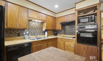 601 E 7th St, Bay Minette, AL 36507