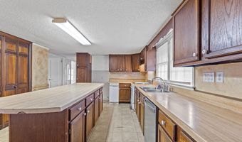 821 Penny Rd, Angier, NC 27501