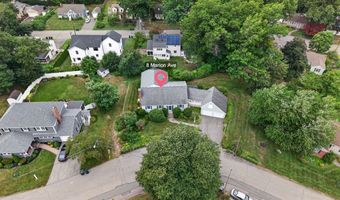 8 Marion Ave, Andover, MA 01810