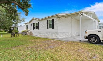 958 Pecan Cir, Barefoot Bay, FL 32976