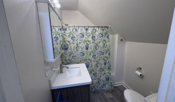 510 E Lehr Ave, Ada, OH 45810