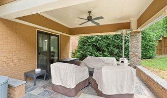 4226 40TH St N, Arlington, VA 22207