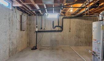 3305 Colonial Ct, Augusta, KS 67010