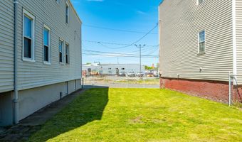 12 South St 2, Albany, NY 12204