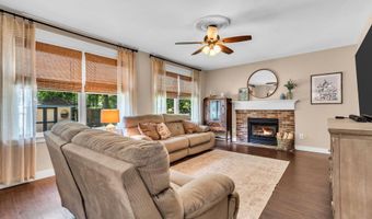 382 Wheaton Ave, Bayville, NJ 08721