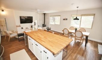 2650 Country Club Dr, Arnold, CA 95223