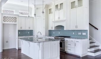 228 Hollybrook Dr, Shreveport, LA 71106