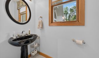 11923 Devonshire St, Algonquin, IL 60102