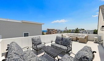 27 THIRD St, Beach Haven, NJ 08008