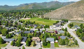 261 Sunrise Ranch Rd, Bellevue, ID 83313