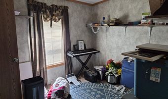 18 Tripp Ln, Alstead, NH 03602