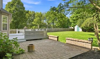 1438 Newell Ct, Columbus, OH 43228