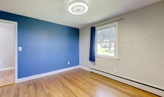 136 Juniper Ln, Berlin, CT 06037