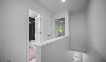 47 S 16th St, Airville, PA 15203