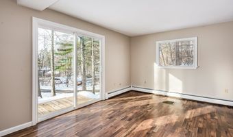 87 Edgewater Dr, Barrington, NH 03825