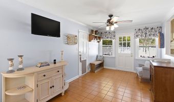 19 Harpoon St, Beachwood, NJ 08722