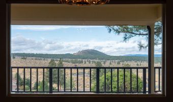 59649 Okanagan Ln, Bend, OR 97702